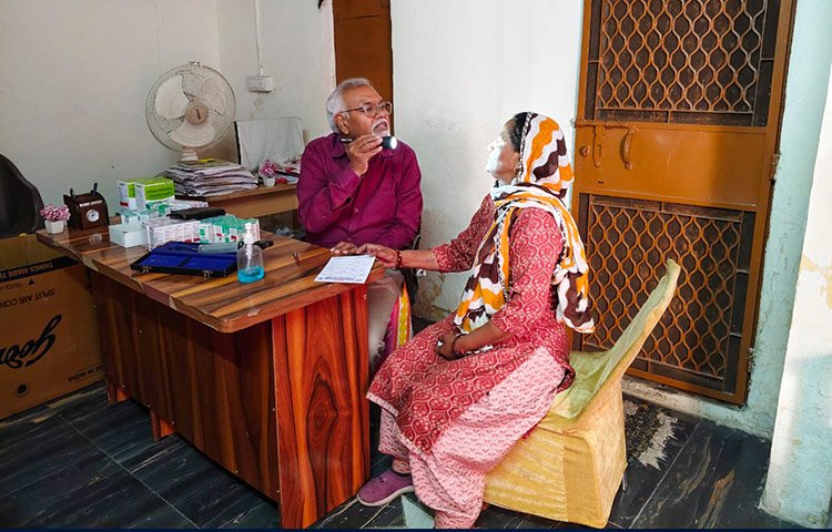 Free Eye Check-up & Cataract Referral Camp & Health camp at MCD Community Centre, Azadpur Colony